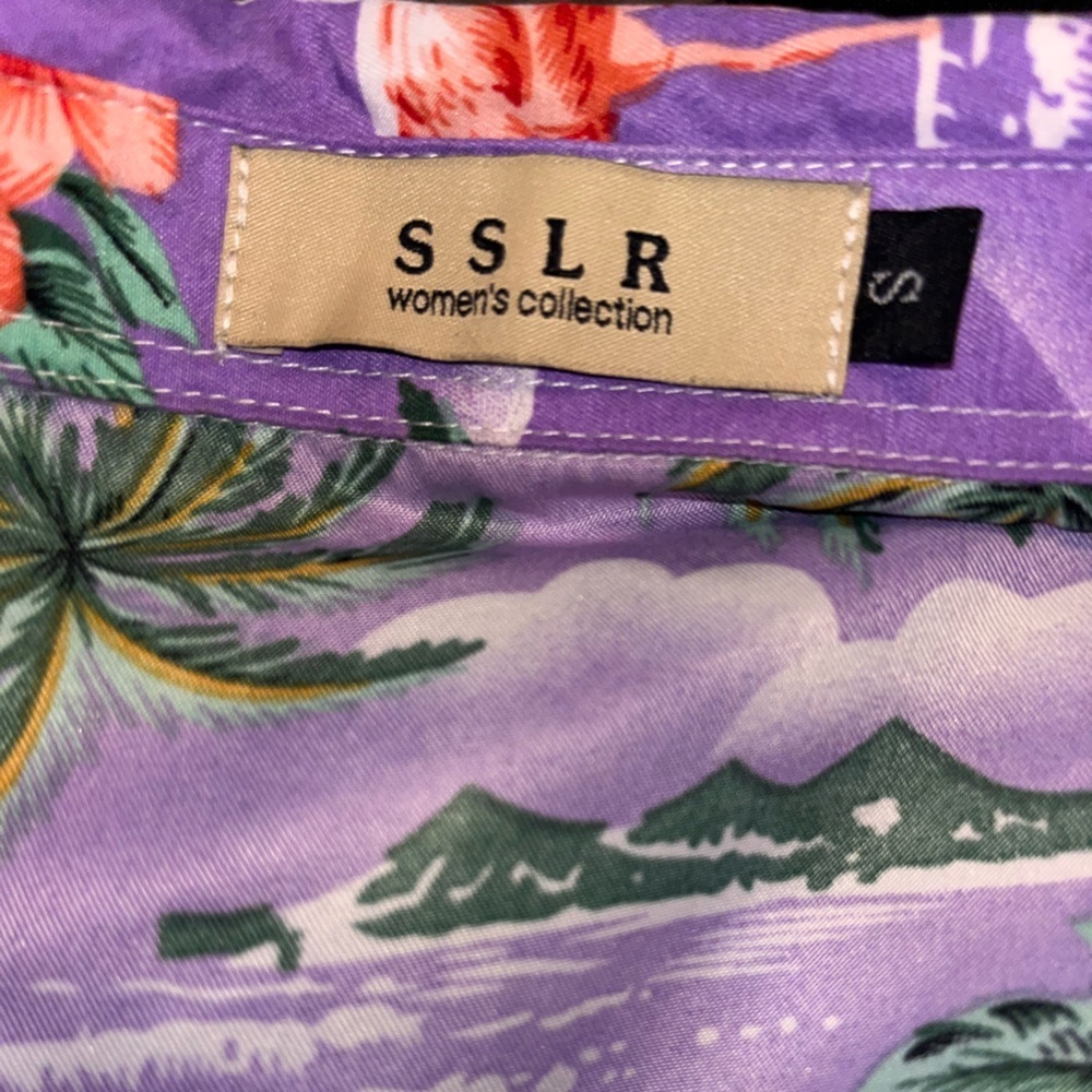 Tropical Flamingo Print Women's Button Down Shirt - Picture 3 of 3